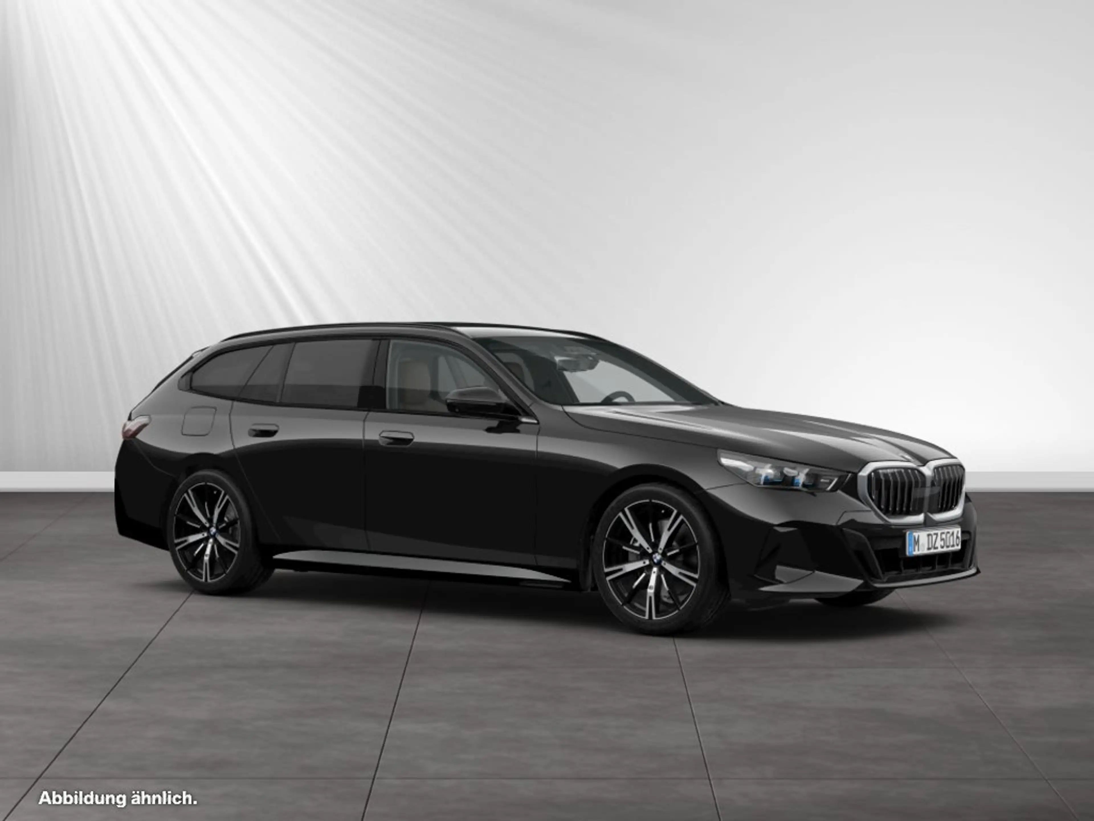 BMW 540 d xDrive Touring M Sport|AHK|Pano|20"LMR|B&W — photo 11
