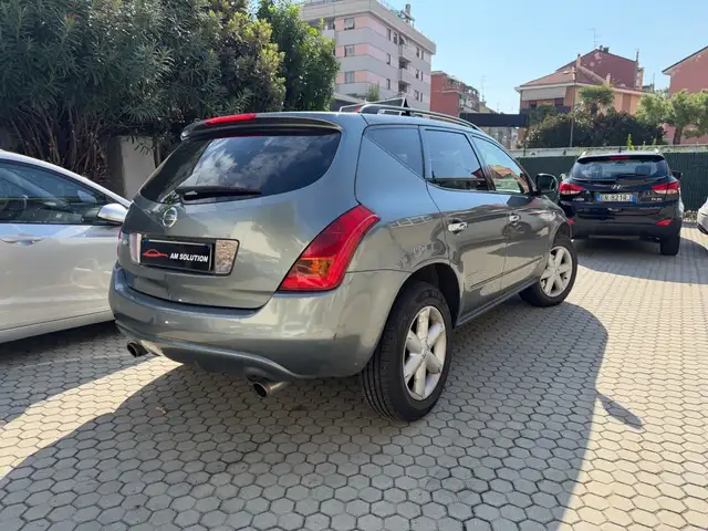 Nissan Murano view 3