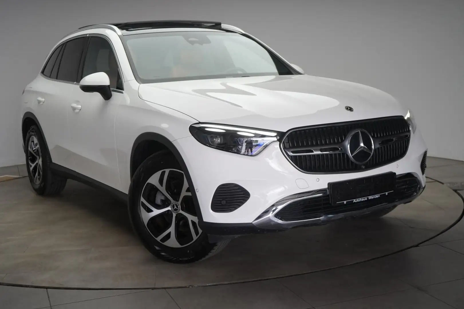 MERCEDES-BENZ Glc