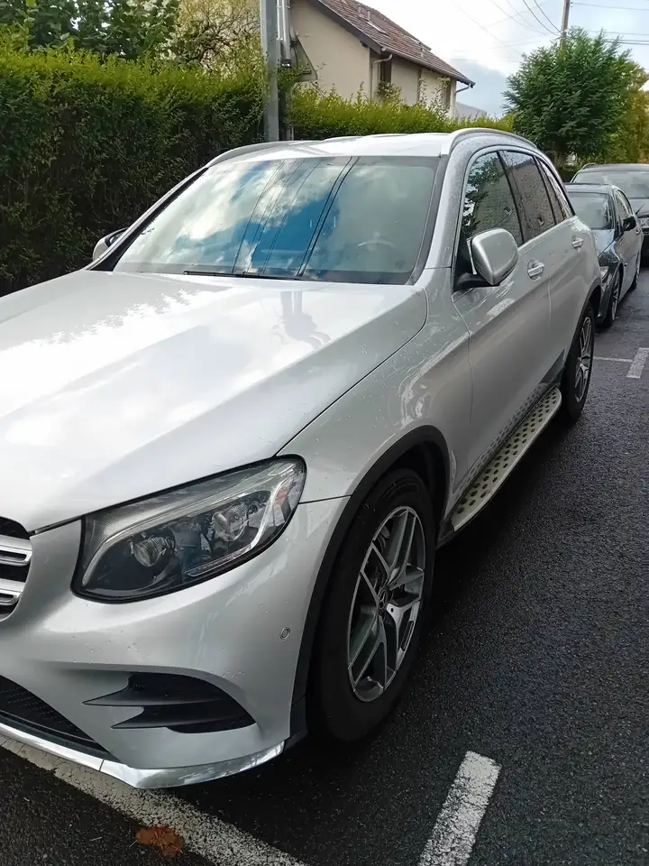 Mercedes-Benz GLC 220