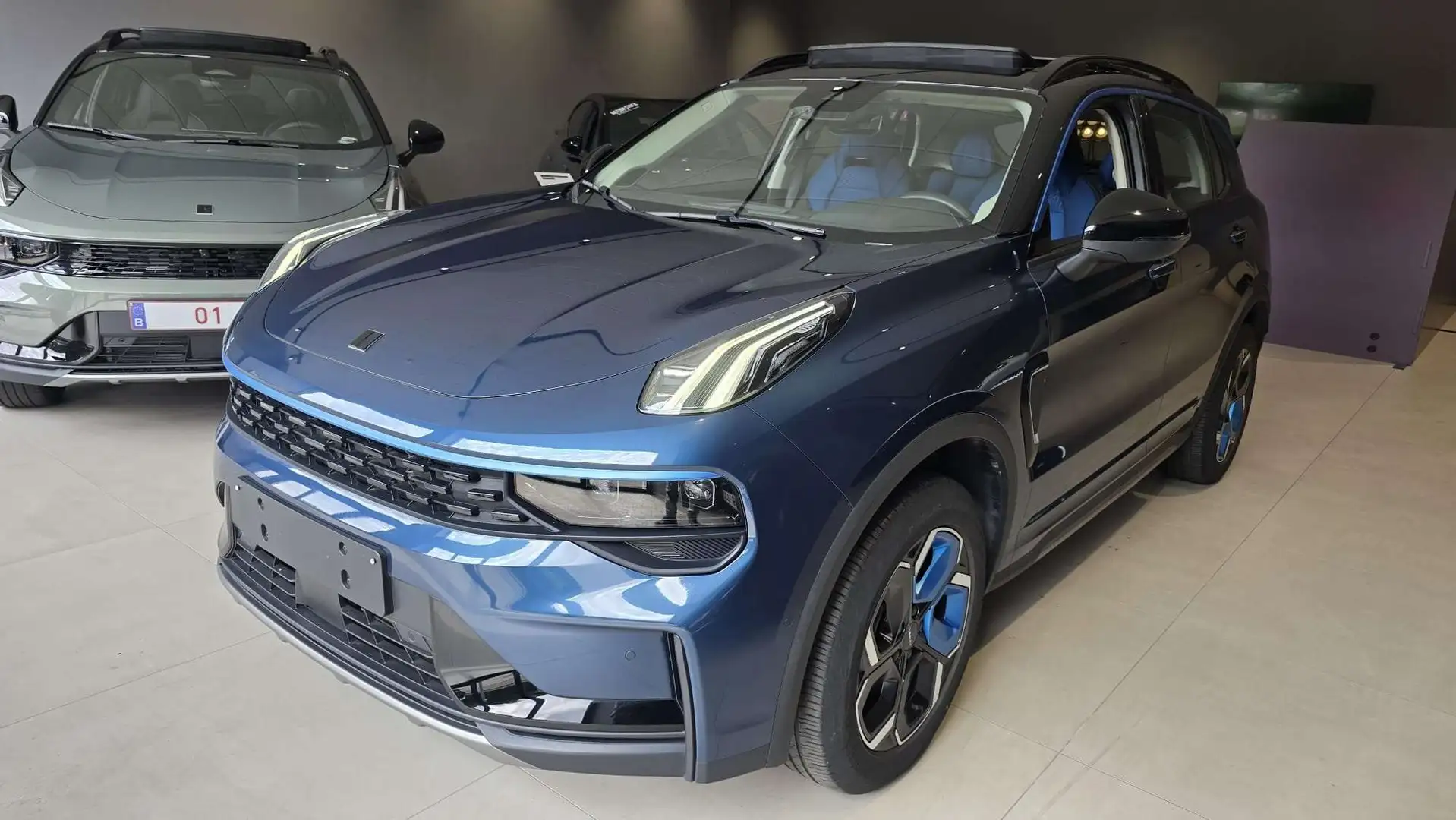Lynk & Co 01 1.5 Turbo HEV Blauw - 2