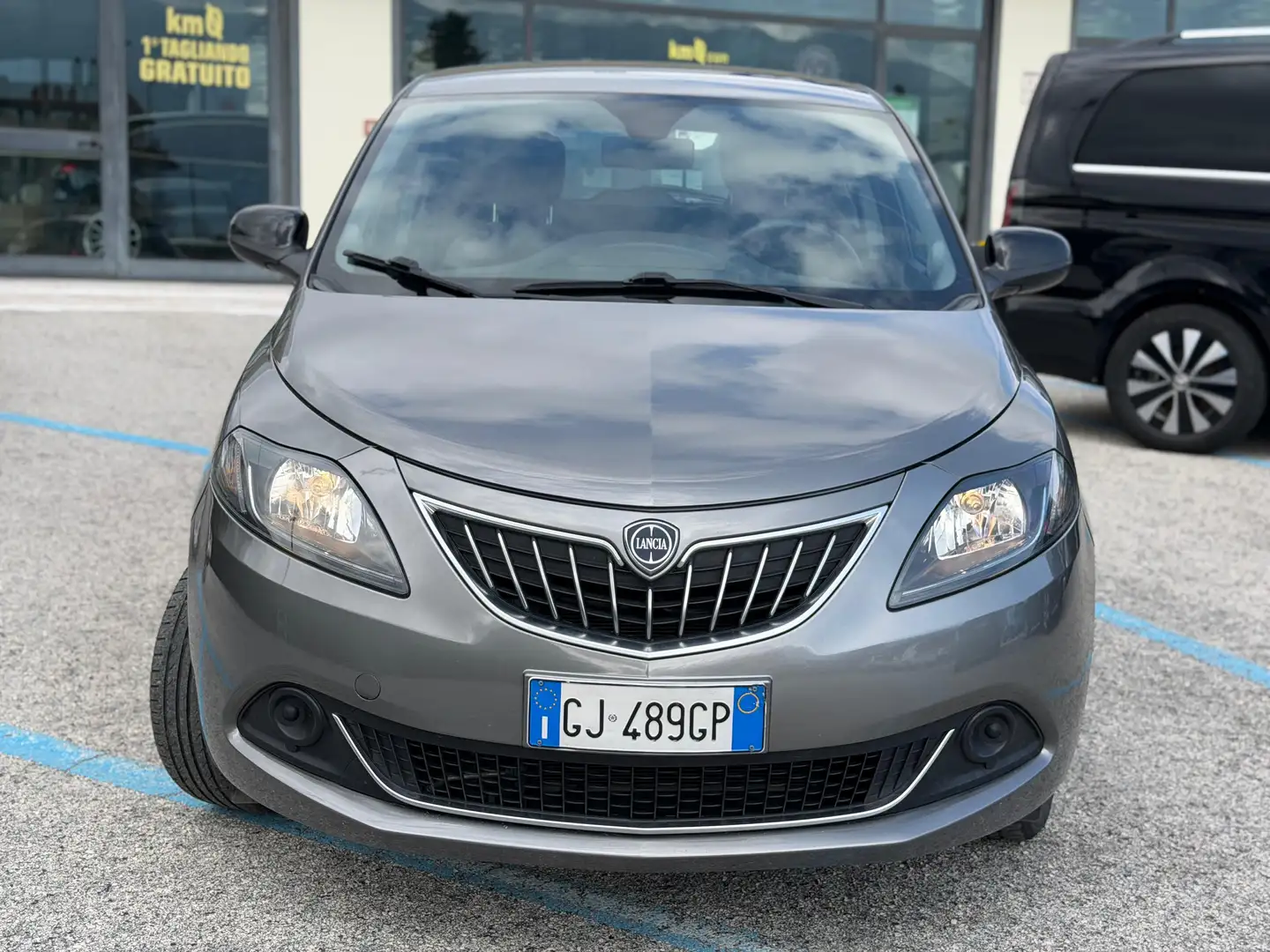 Lancia Ypsilon Ypsilon III 2021 1.0 firefly hybrid Silver s Grau - 2