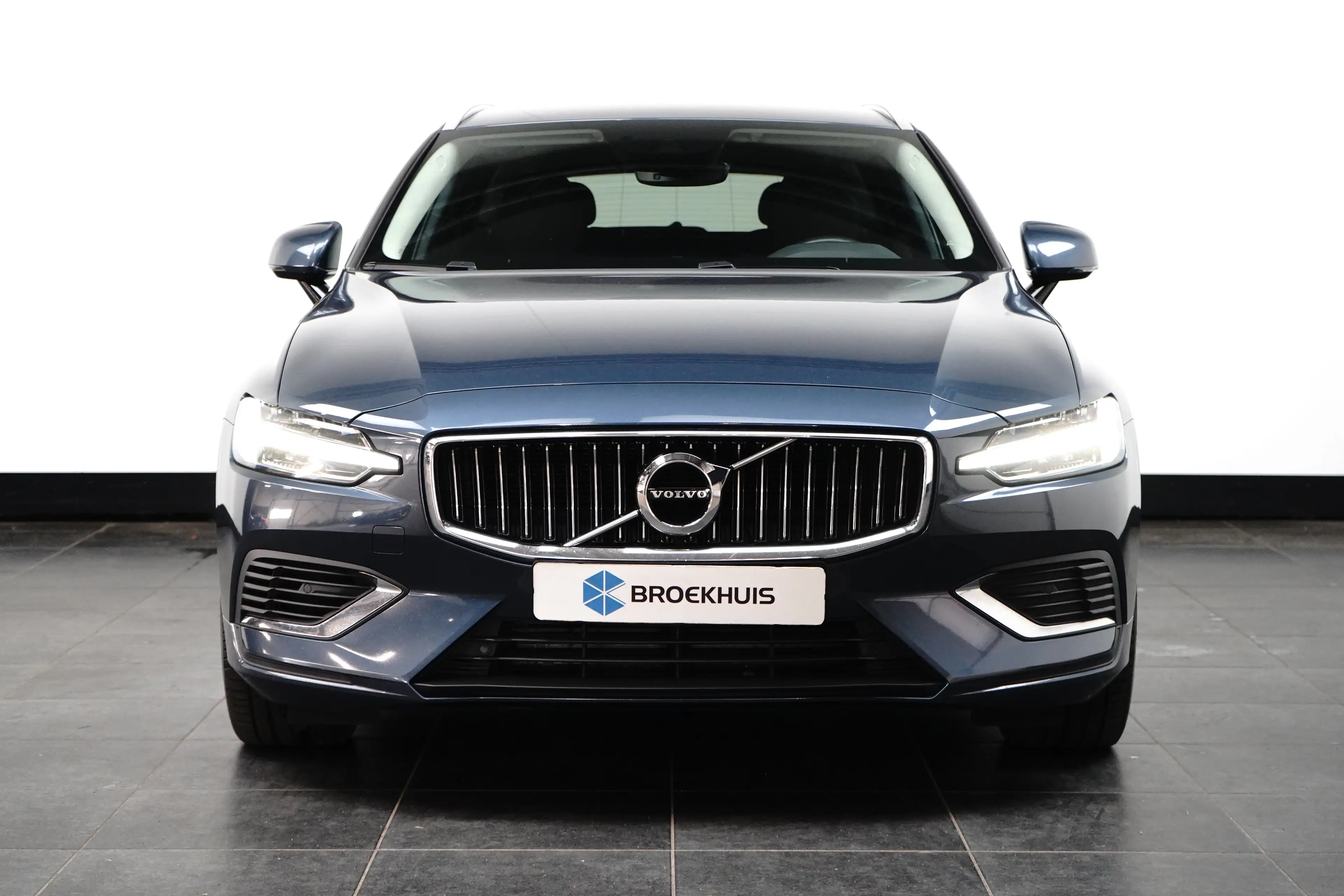 Volvo V60 2.0 T6 Recharge AWD Inscription | Trekhaak | Adapt — photo 15