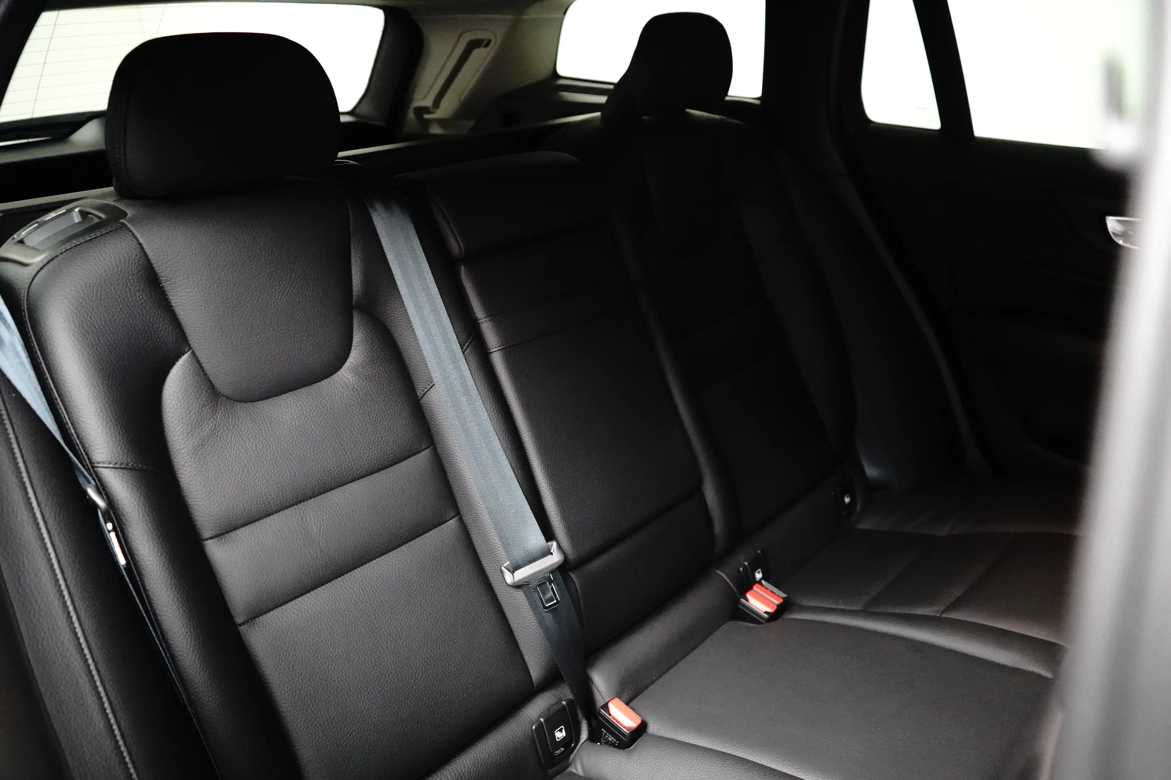 Volvo V60 2.0 T6 Recharge AWD Inscription | Trekhaak | Adapt — photo 22
