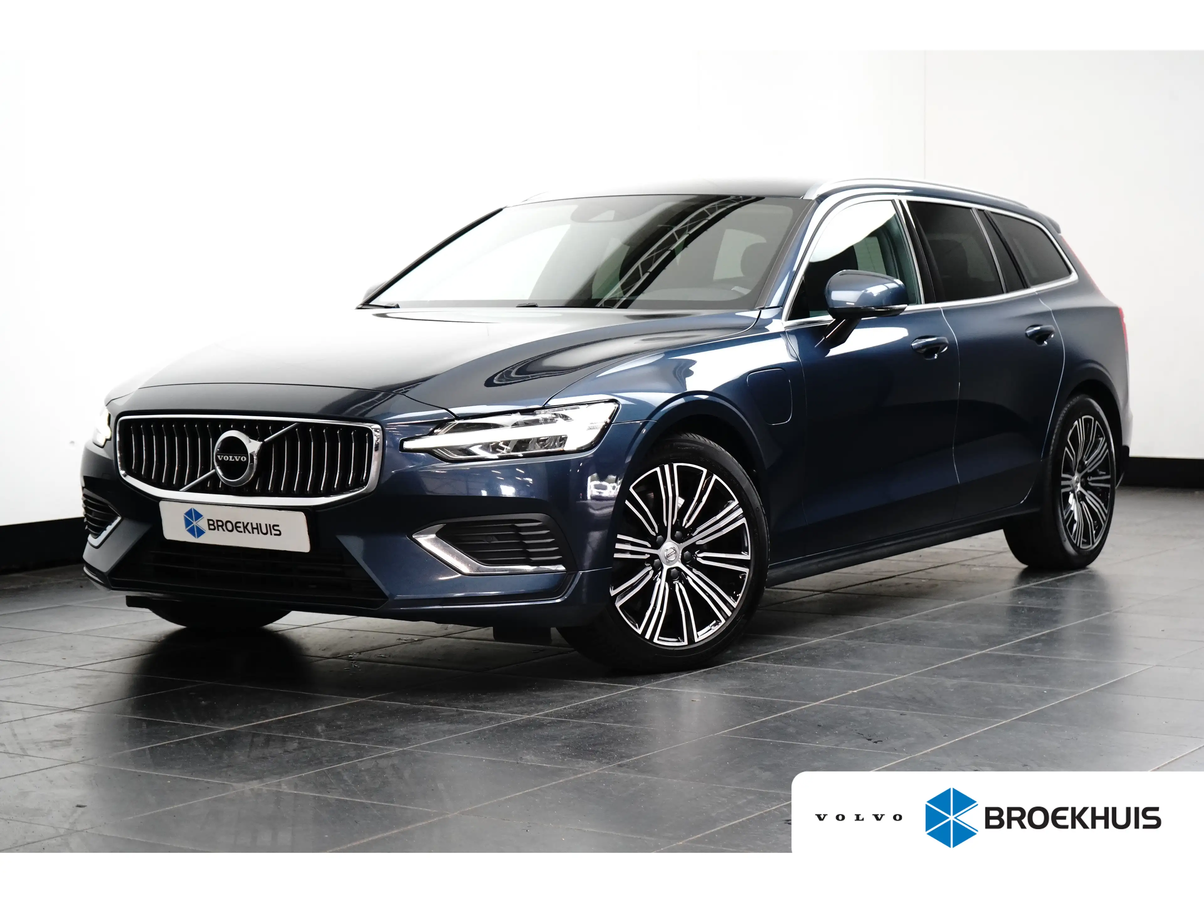 Volvo V60 2.0 T6 Recharge AWD Inscription | Trekhaak | Adapt