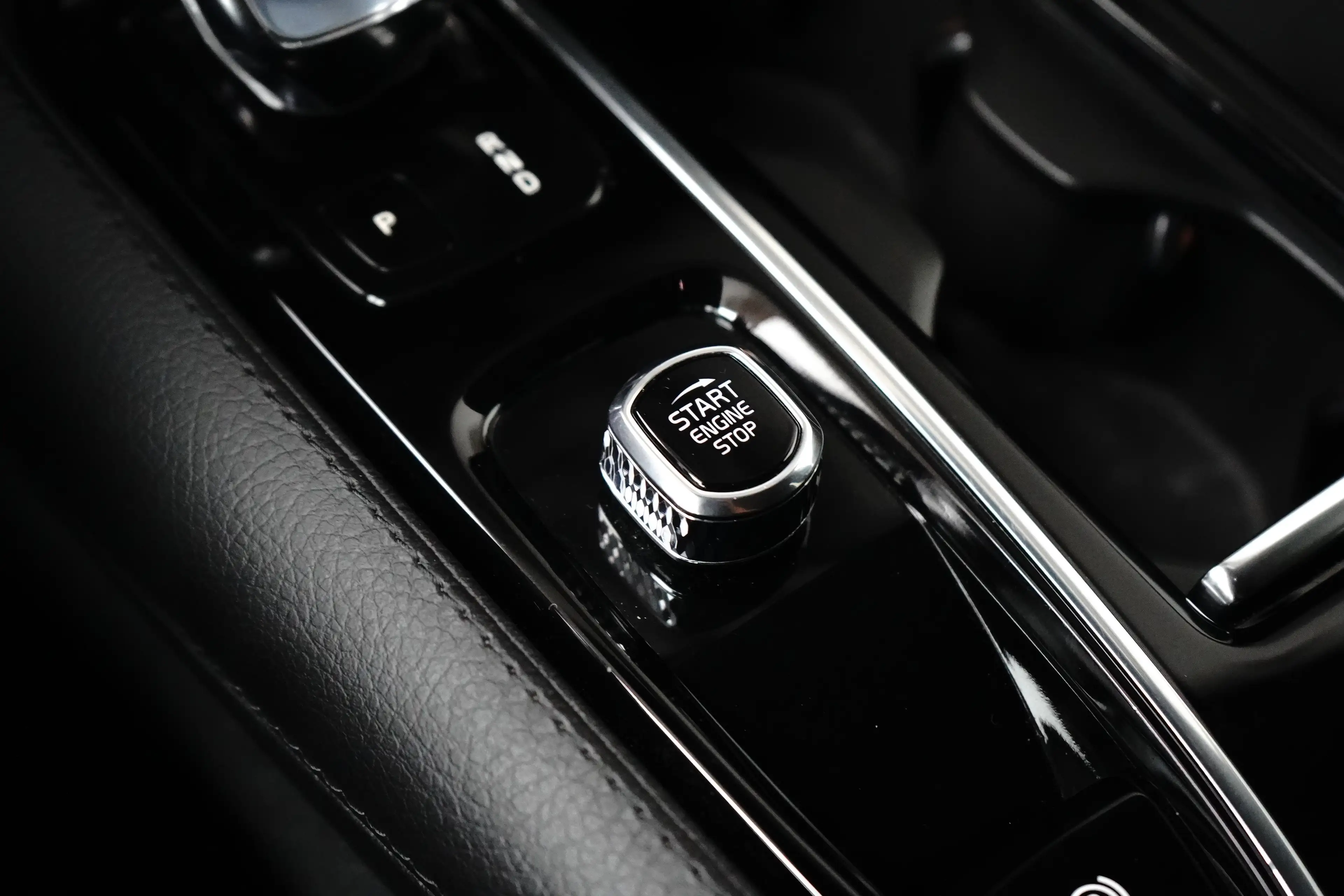 Volvo V60 2.0 T6 Recharge AWD Inscription | Trekhaak | Adapt — photo 31