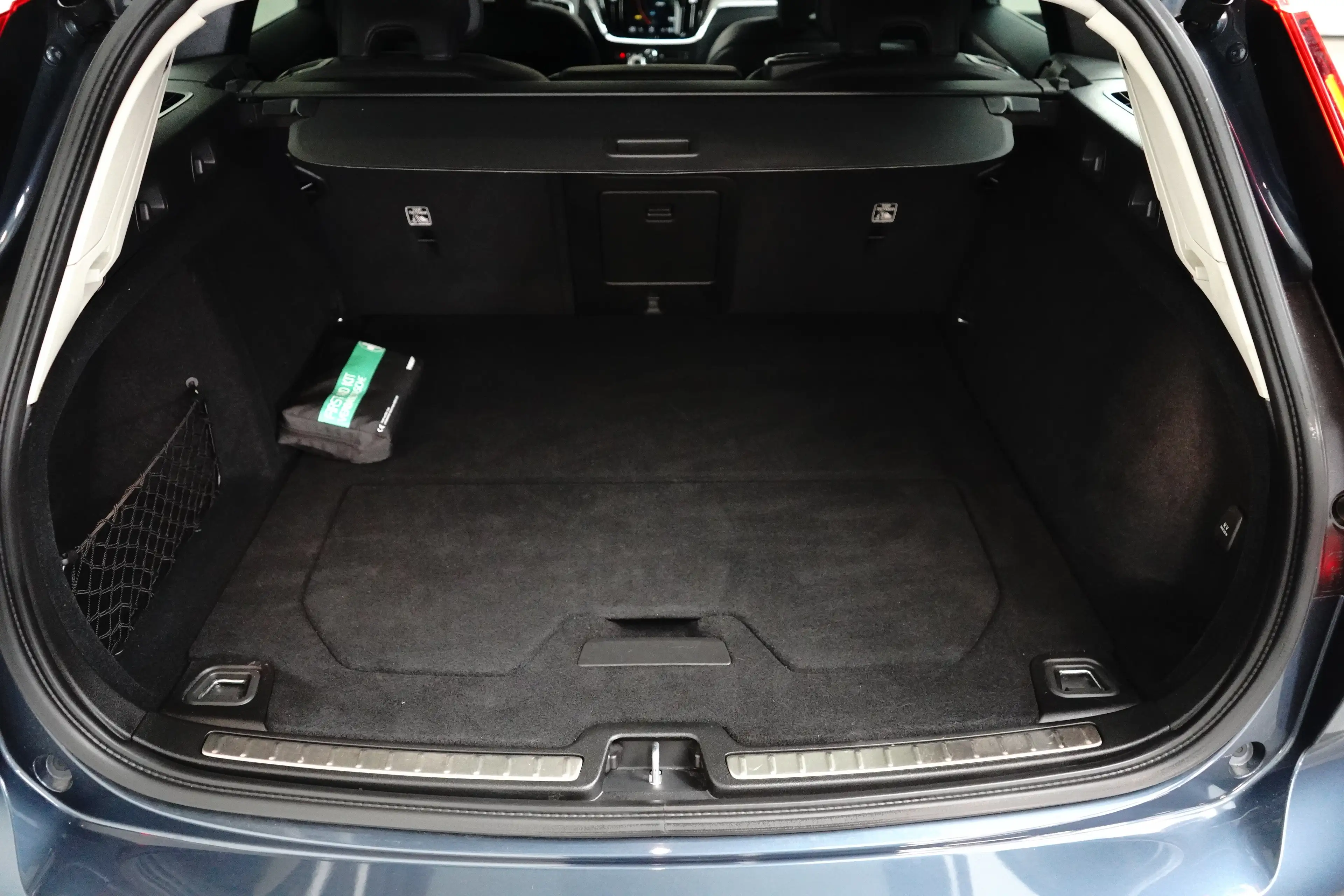 Volvo V60 2.0 T6 Recharge AWD Inscription | Trekhaak | Adapt — photo 27