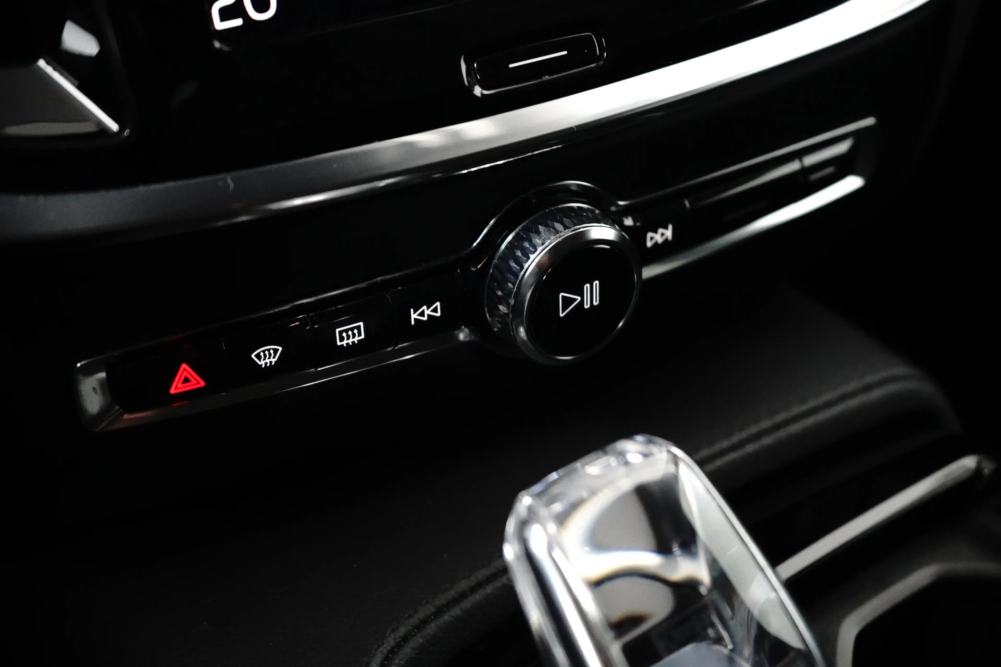 Volvo V60 2.0 T6 Recharge AWD Inscription | Trekhaak | Adapt — photo 12