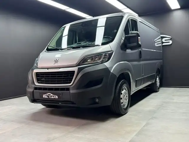 Peugeot Boxer 2.2 BlueHDi **12 mois de garantie**