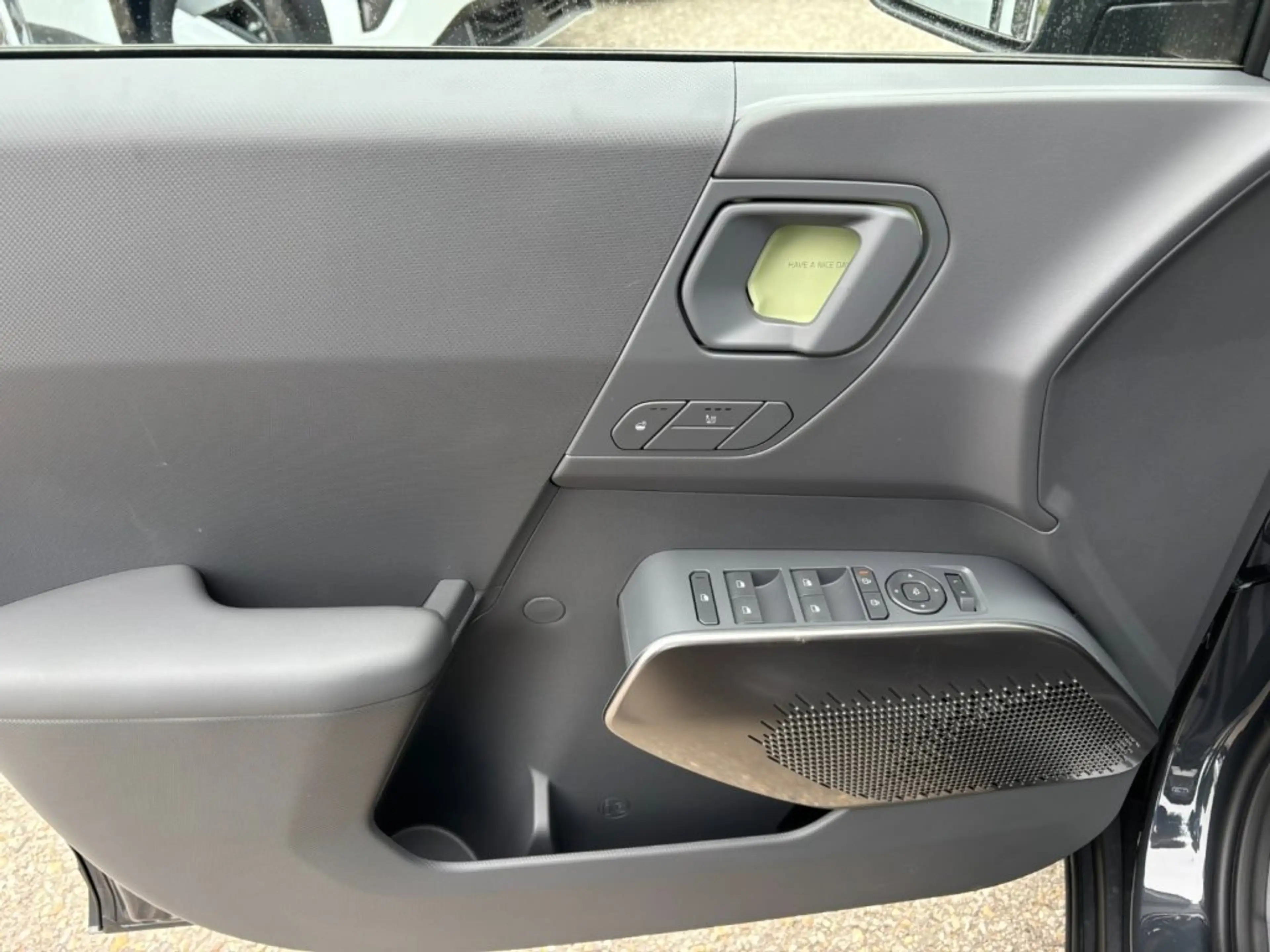 Kia EV2 /5S/AIR/61,0KWH/AT/FWD/150/MY27 LP.: € 34.340,00 — photo 6