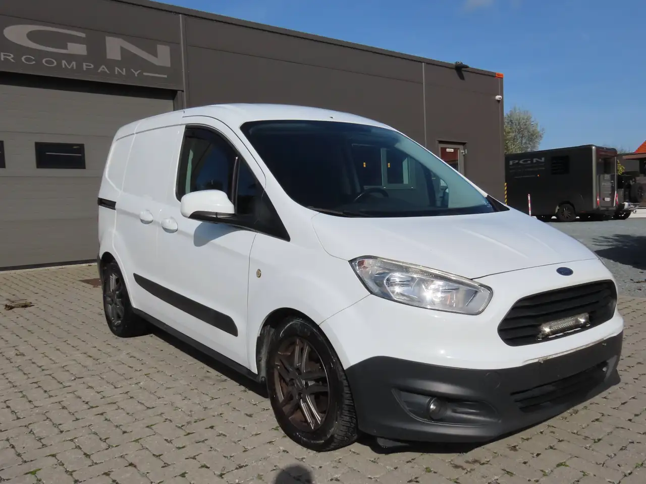 Ford Transit Courier