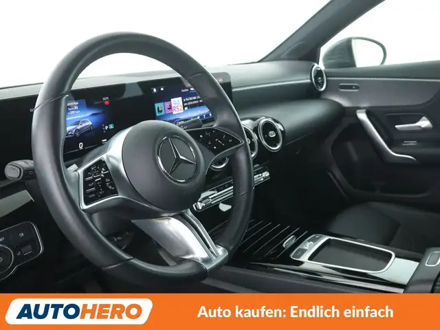 Mercedes-Benz A view 13