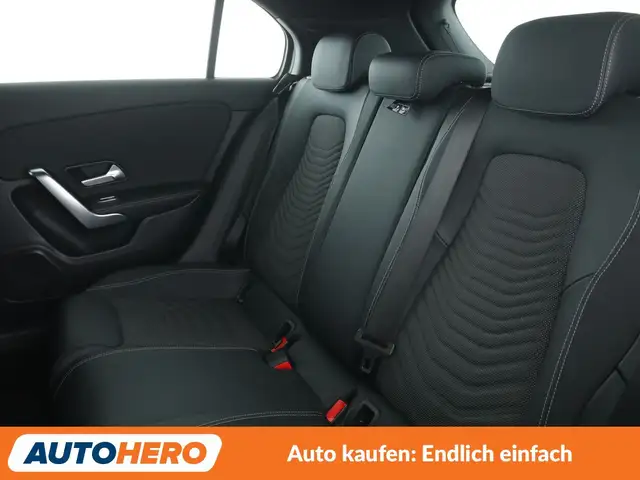 Mercedes-Benz A view 14