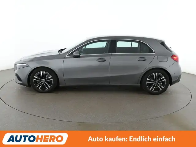 Mercedes-Benz A view 3