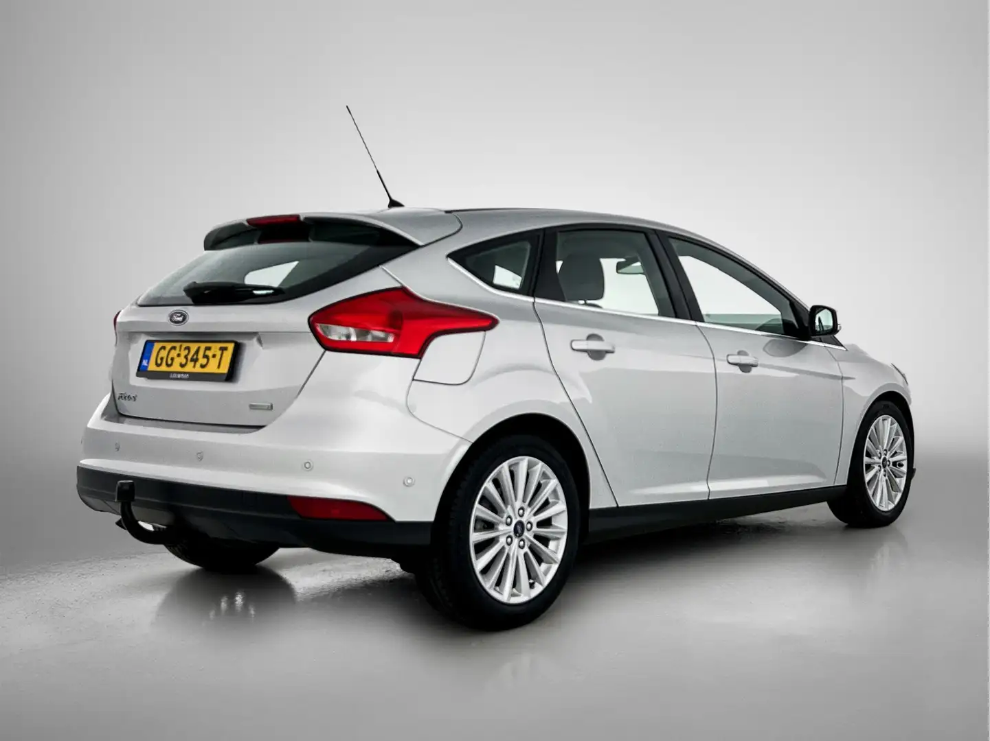 Ford Focus 1.0 Titanium Edition | Trekhaak | Parkeersensoren Plateado - 2