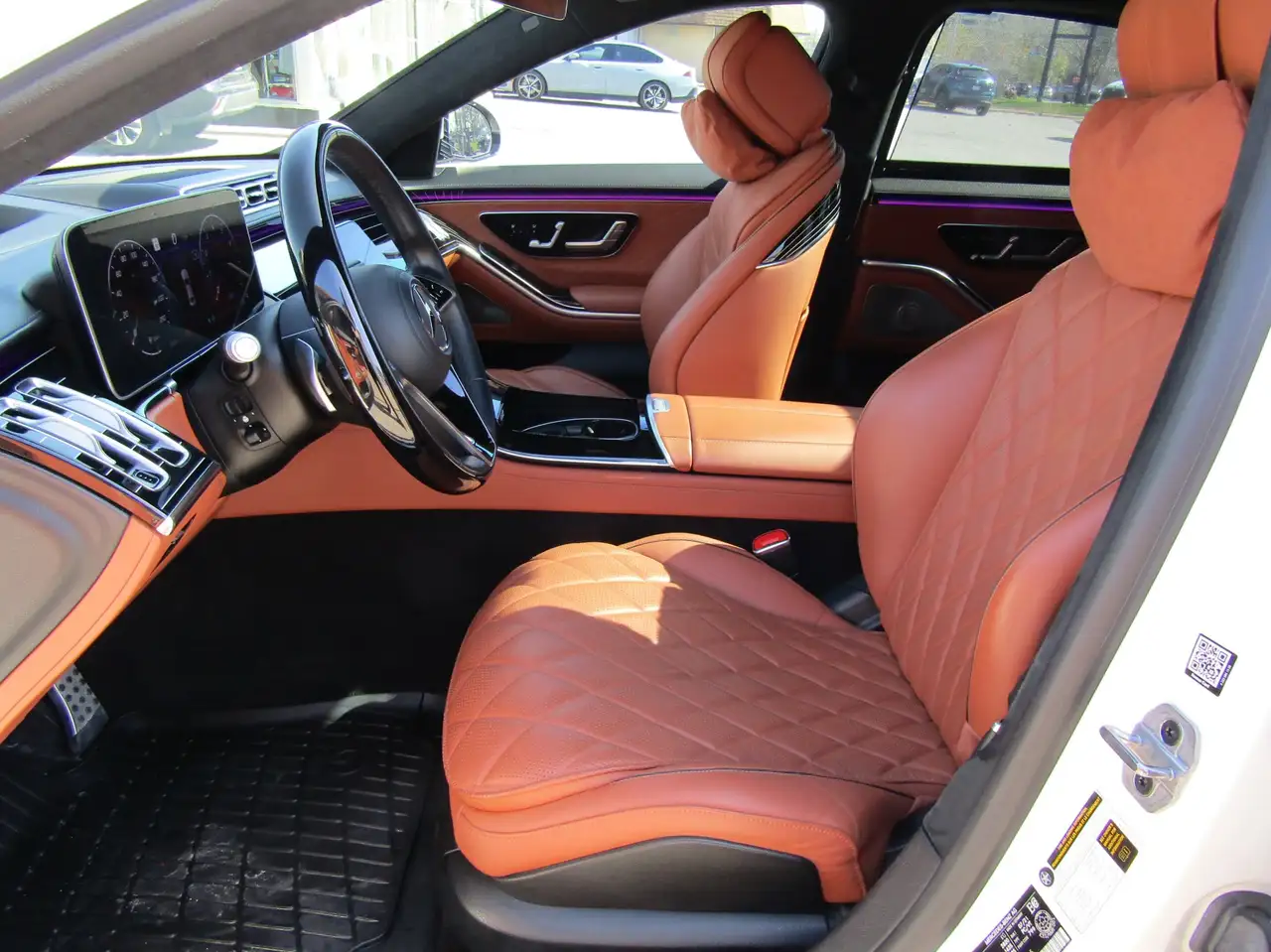 Mercedes-Benz S-Class снимка Mercedes-Benz S-Class