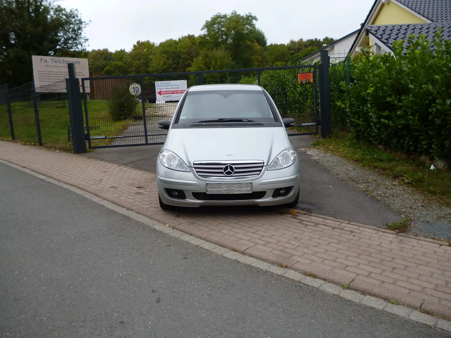 Mercedes-Benz A 170 A-Klasse  5-Türer Elegance Silber - 2