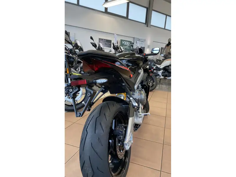 Aprilia RS 660 - foto 4