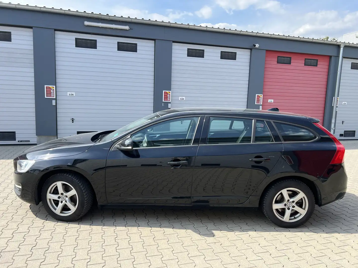 Volvo V60 Linje Business/Navi/Euro6 Negru - 2