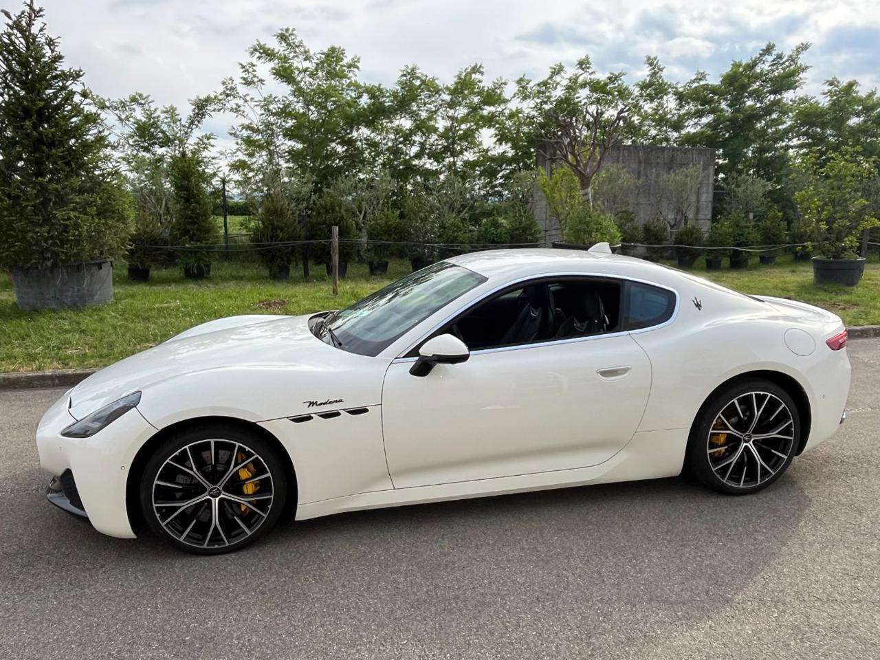 Maserati GranTurismo V6 490 CV AWD Modena