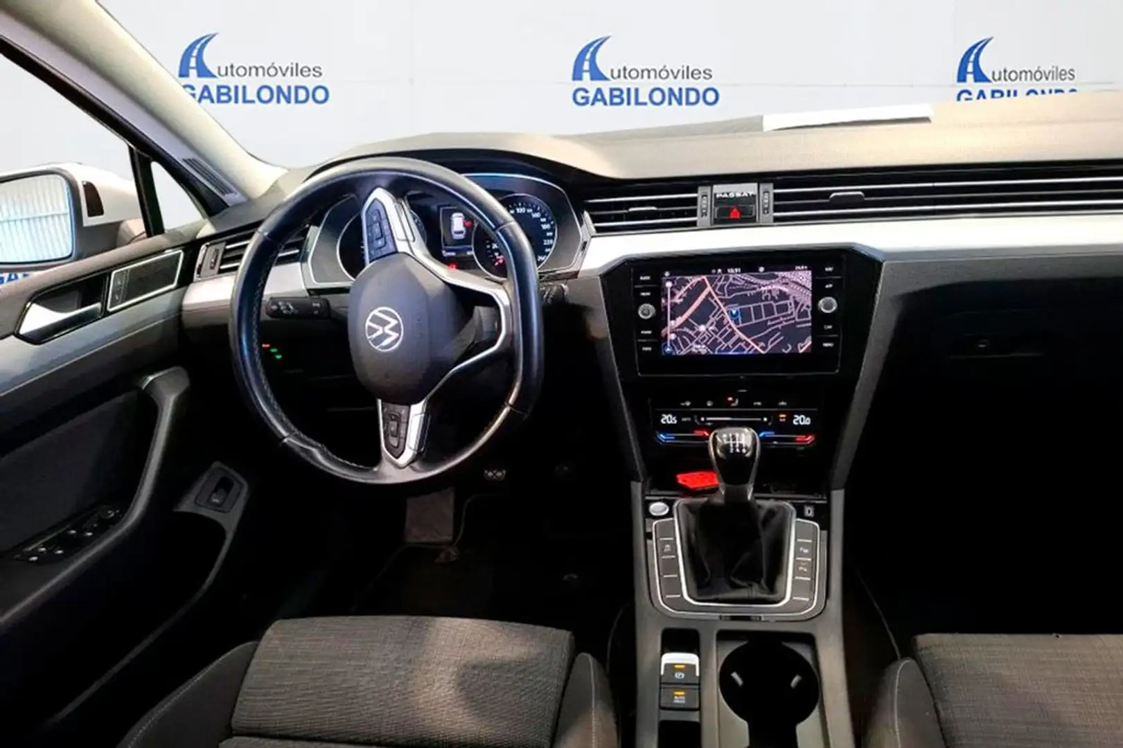 Volkswagen Passat Variant 2.0 TDI 110kW (150CV) Gris - 2