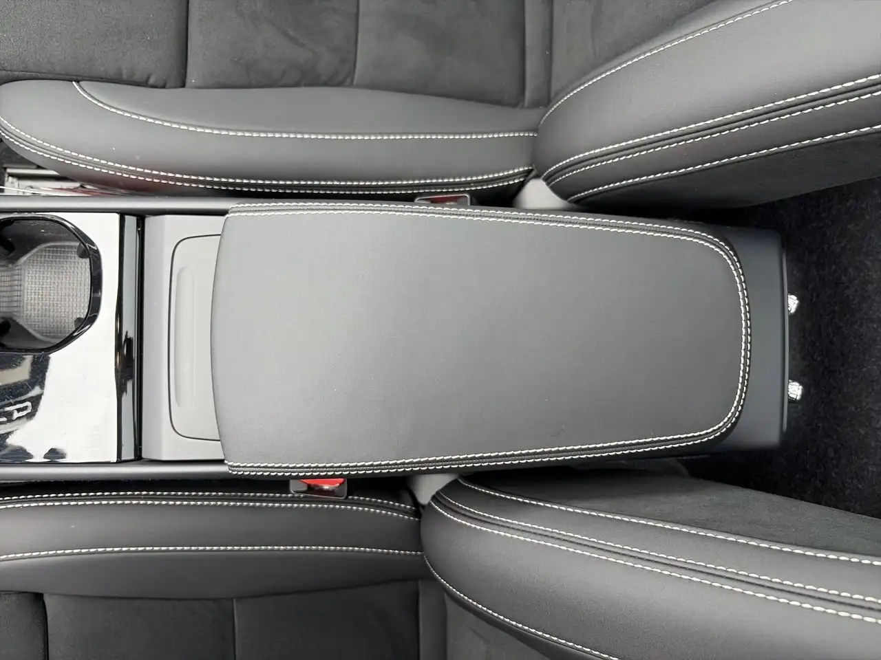 Volvo XC40 снимка Volvo XC40
