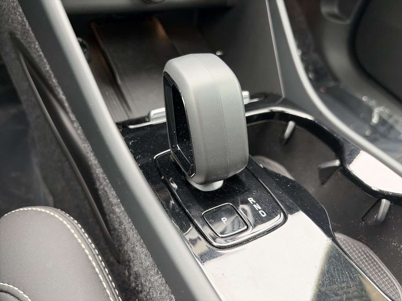 2023 Volvo XC40 Ultimate Local One-Owner | Accident-Free | Fully L thumb 28