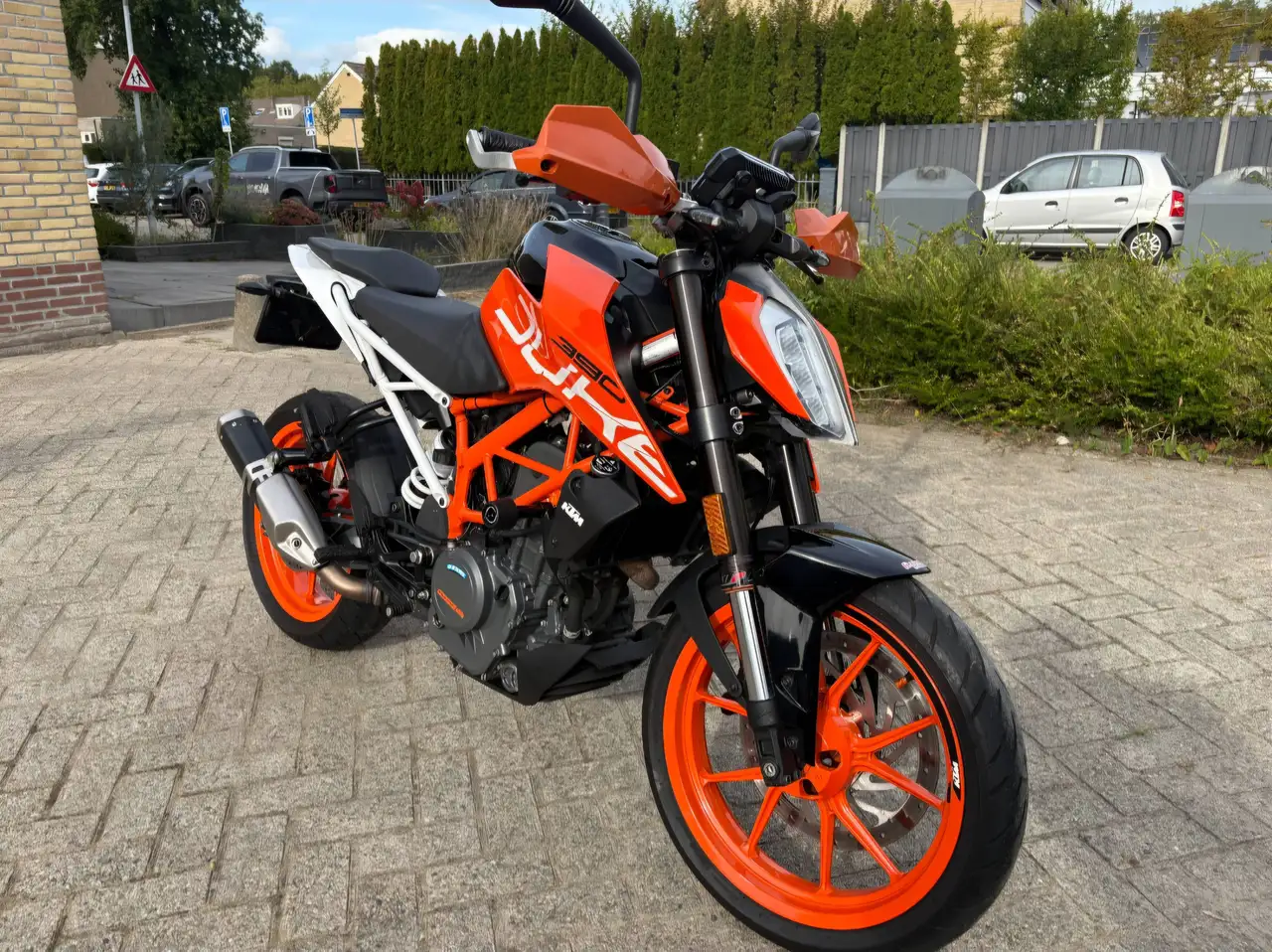 KTM 390 Duke