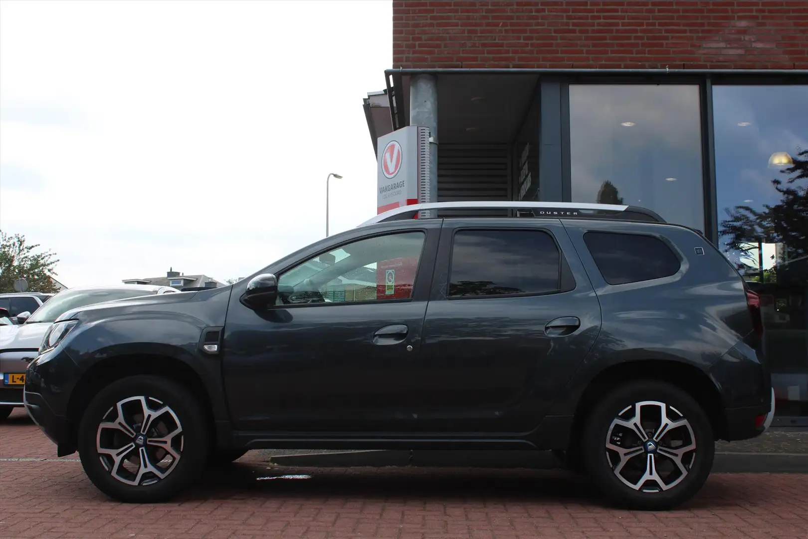 Dacia Duster 1.0 Tce Bi-Fuel *Limitée* | Trekhaak | Camera | Na Grijs - 2