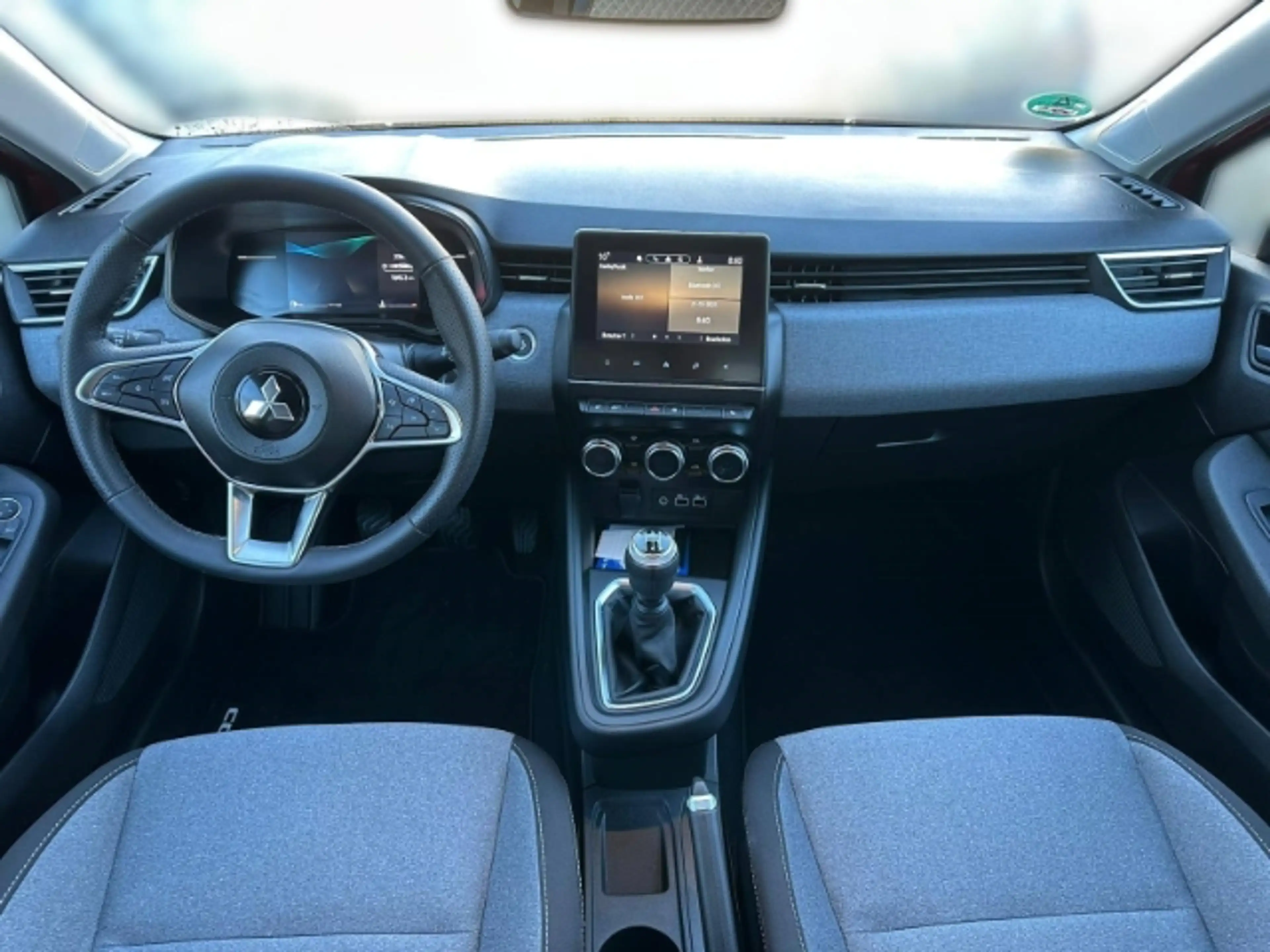 Mitsubishi Colt Plus 1.0 PLUS Lenkradheizung, Sitzheizung Allwette — photo 9