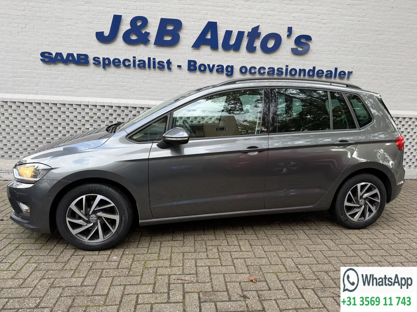 Volkswagen Golf Sportsvan 1.2 TSI Bluemotion Automaat Navigatie slechts 22.0 Grau - 1