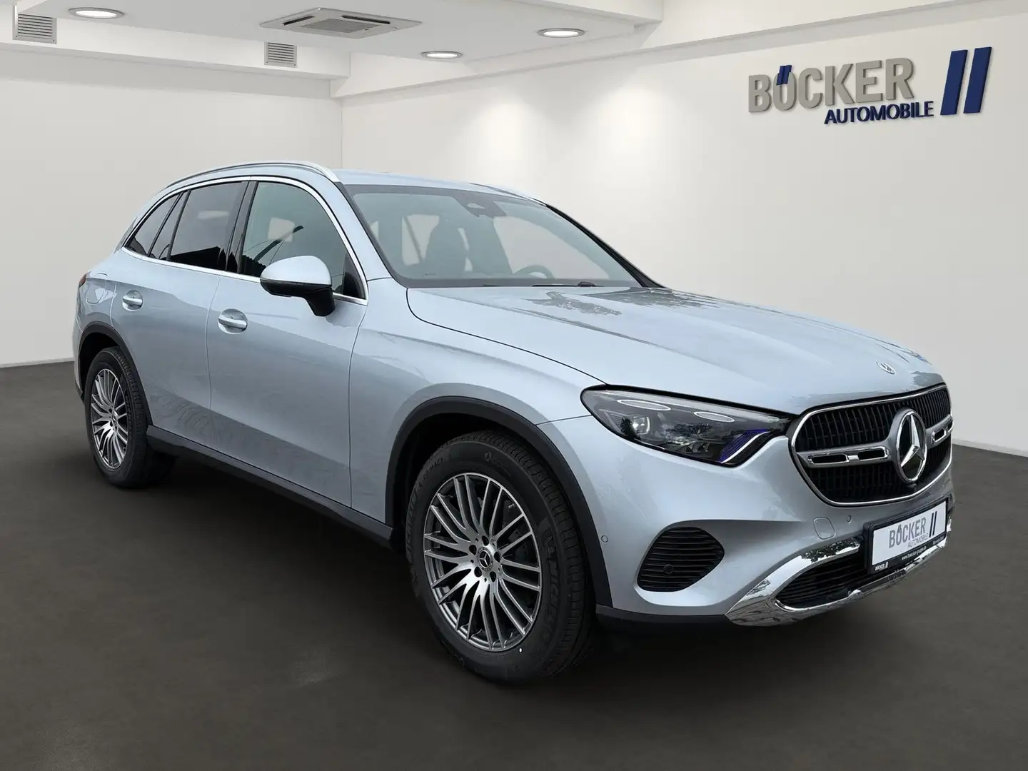 Mercedes-Benz GLC 220 d 4MATIC Edition Avantgarde DIG LIG AHK 19" Silber - 2