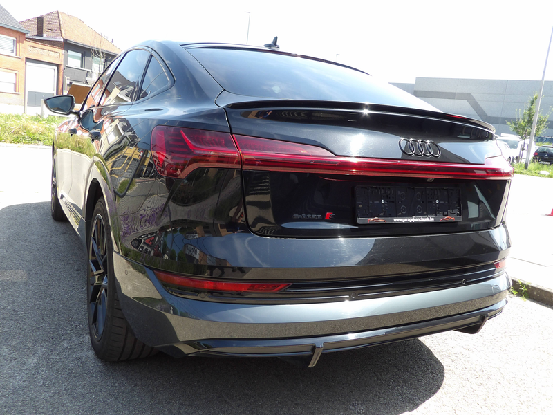 Audi Q8 e-tron Q8 PHEV 50 TFSI e Quattro Competition  Sportback Tiptronic   S Line — photo 7
