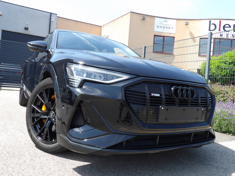 Audi Q8 e-tron Q8 PHEV 50 TFSI e Quattro Competition  Sportback Tiptronic   S Line — photo 2
