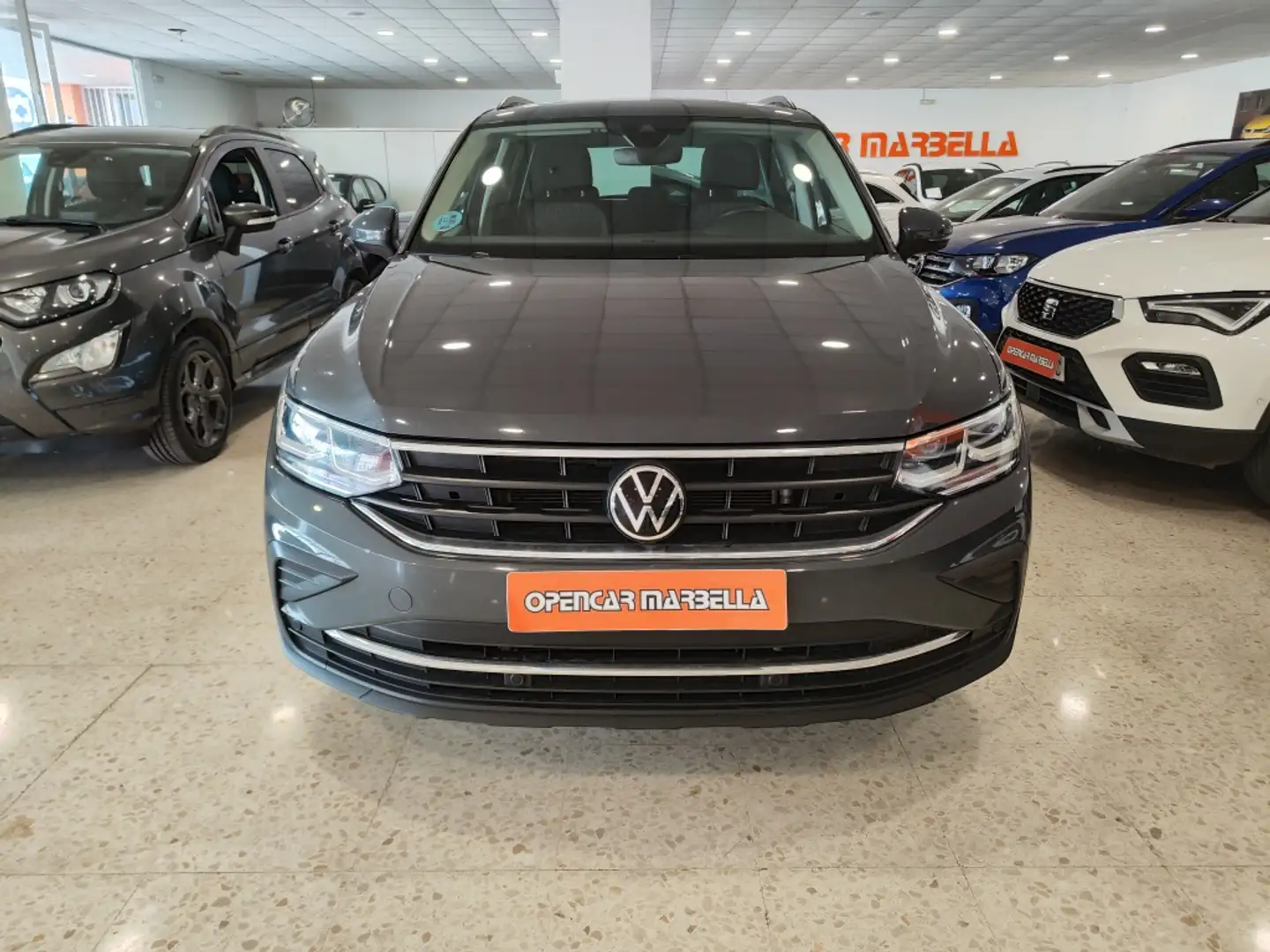 Volkswagen Tiguan 1.5 TSI Life 110kW Grau - 2