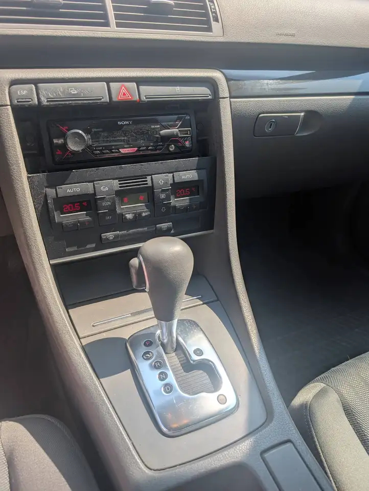 Audi A4 2.0, foto 9