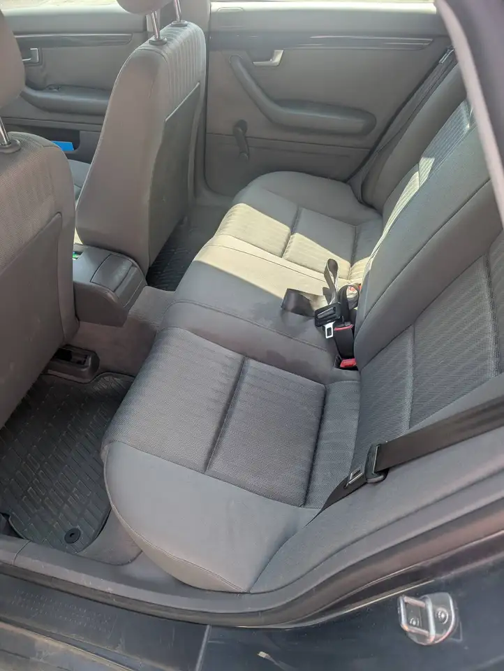 Audi A4 2.0, foto 7
