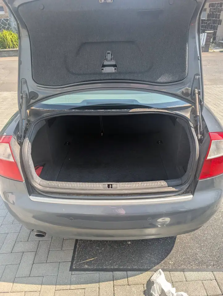 Audi A4 2.0, foto 10