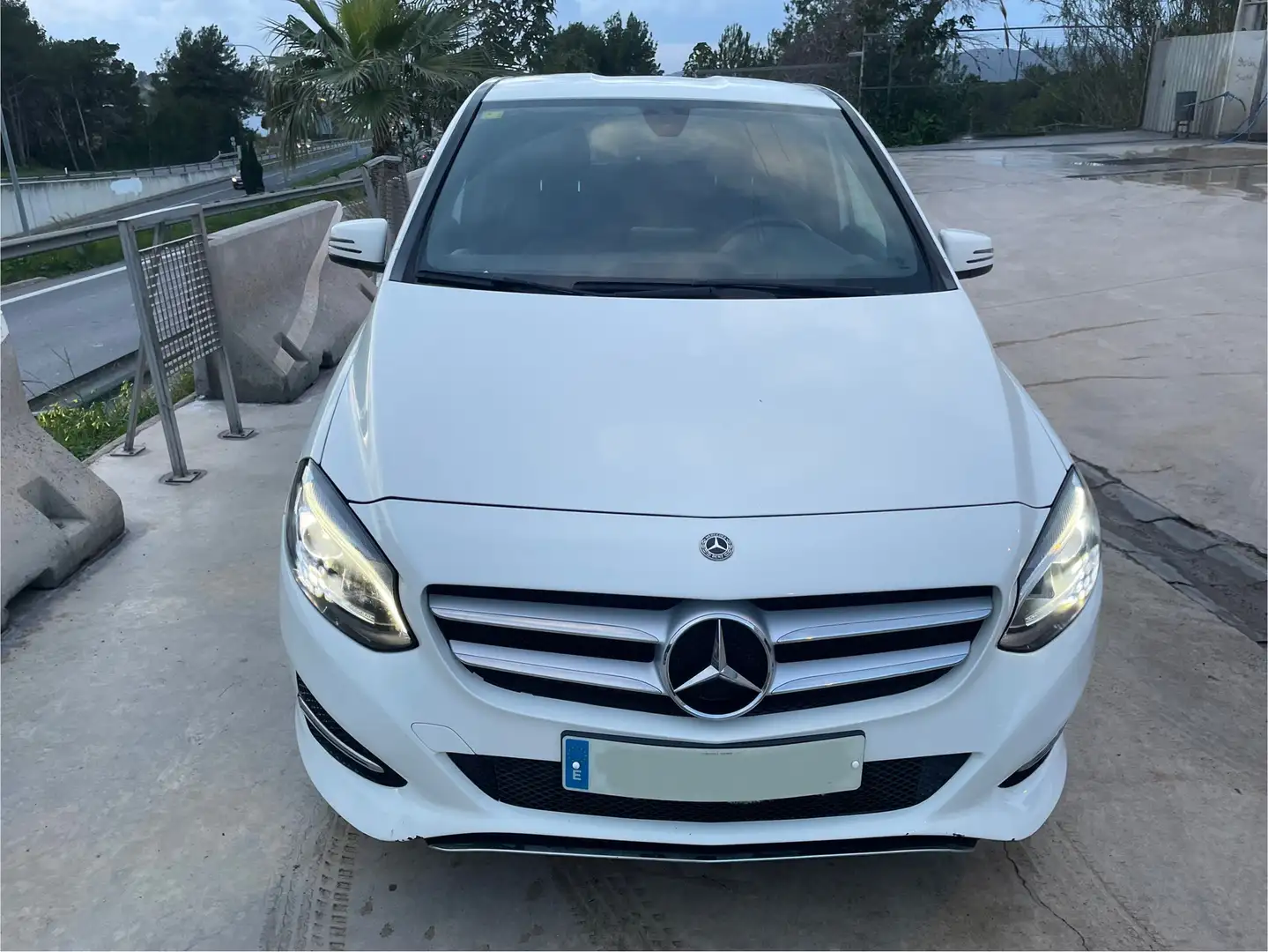 Mercedes-Benz B 200 200d 7G-DCT - 1