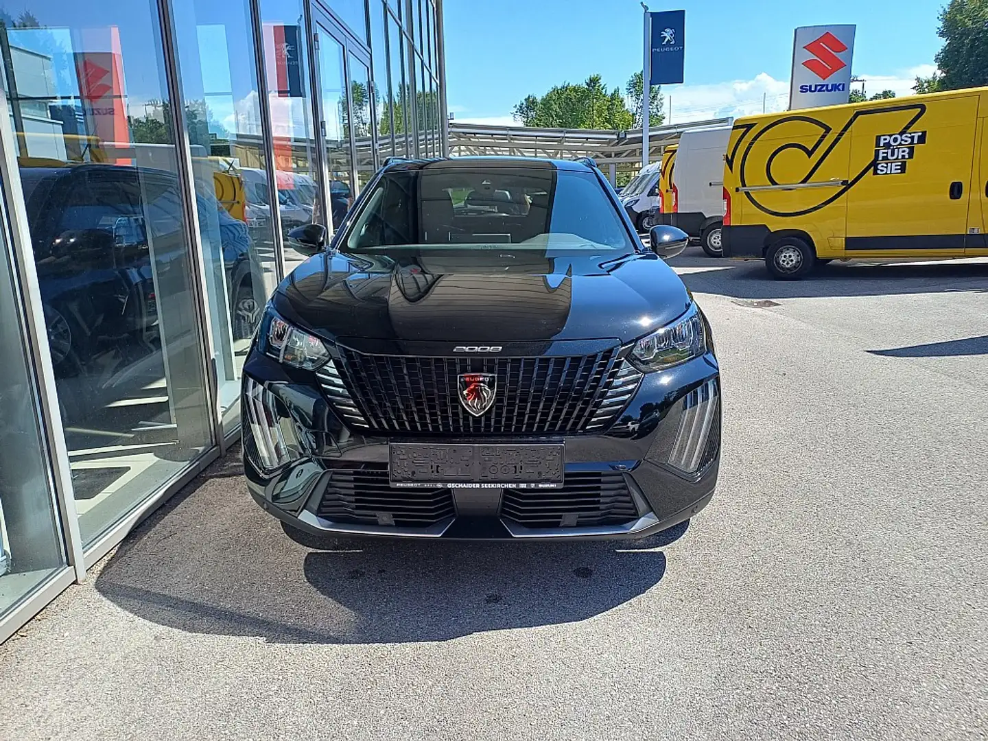 Peugeot 2008 PureTech 100 S&S Allure 6-Gang-Manuell Zwart - 2