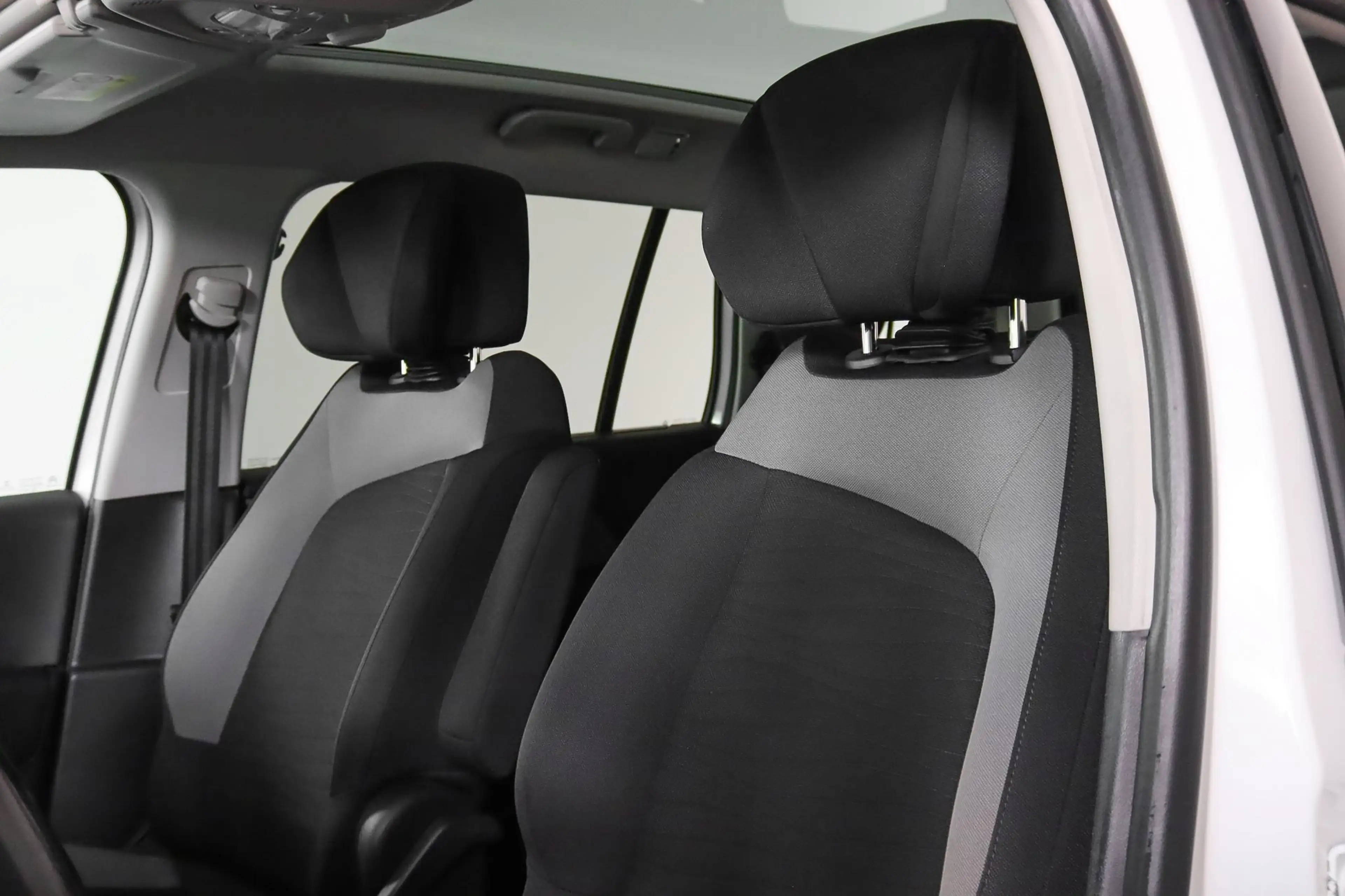 Citroen Grand C4 Picasso 1.6 e-THP Business 7-Persoons — photo 44