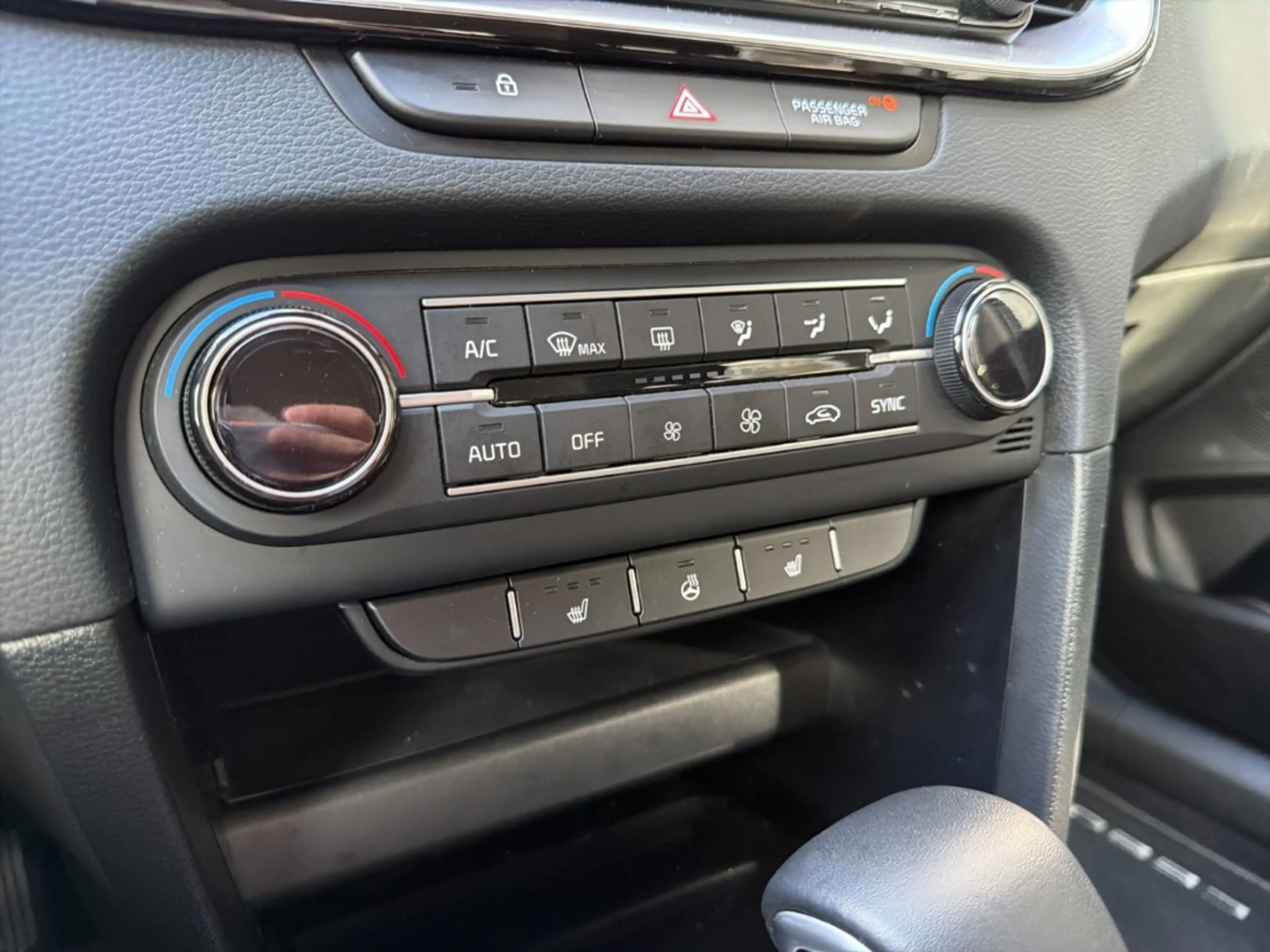 Kia Ceed SW / cee'd SW 1.5 T-GDI DCT Ultimate Edition JBL+Navi+SHZ+LED+Le — photo 13