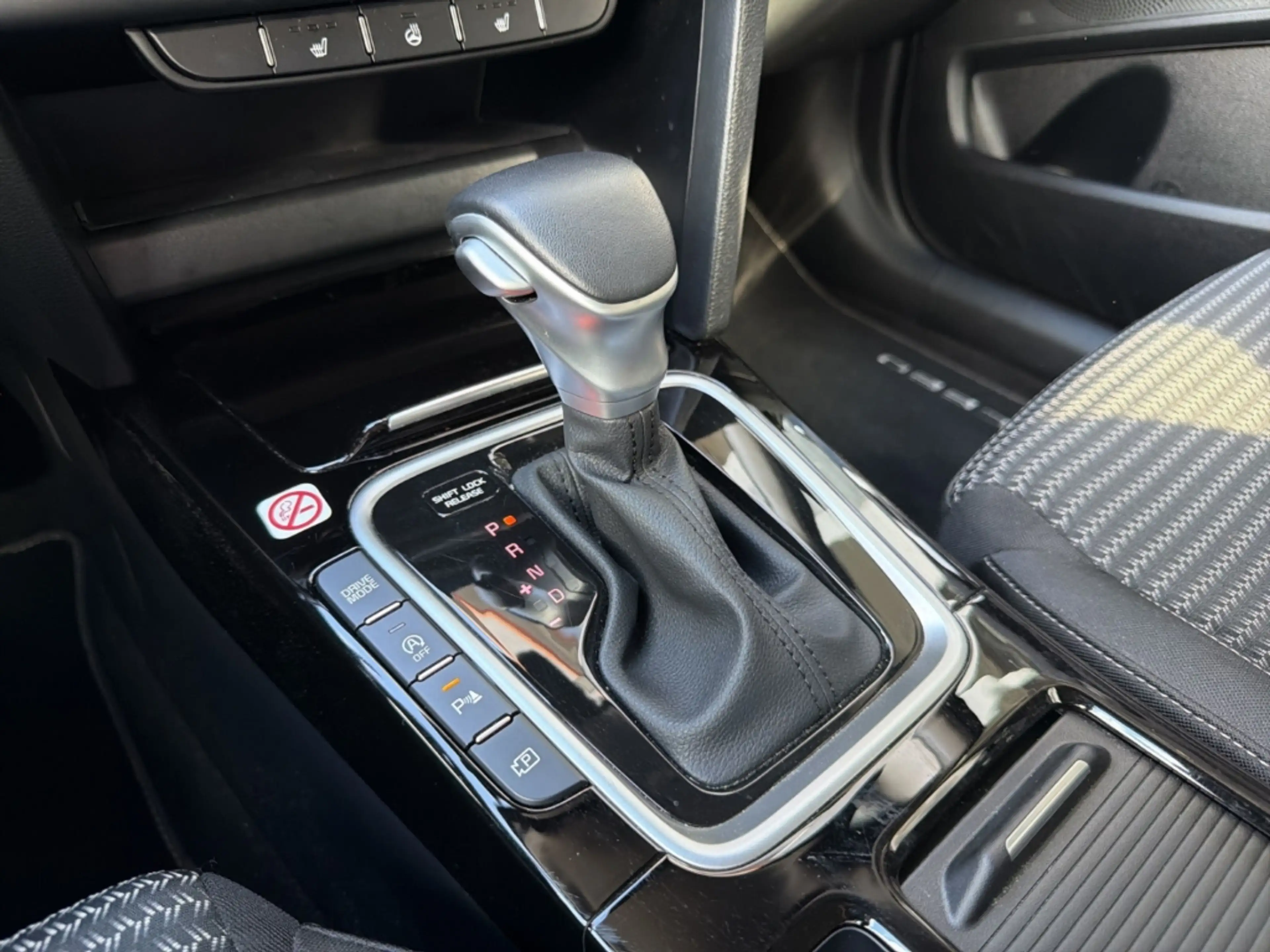 Kia Ceed SW / cee'd SW 1.5 T-GDI DCT Ultimate Edition JBL+Navi+SHZ+LED+Le — photo 14
