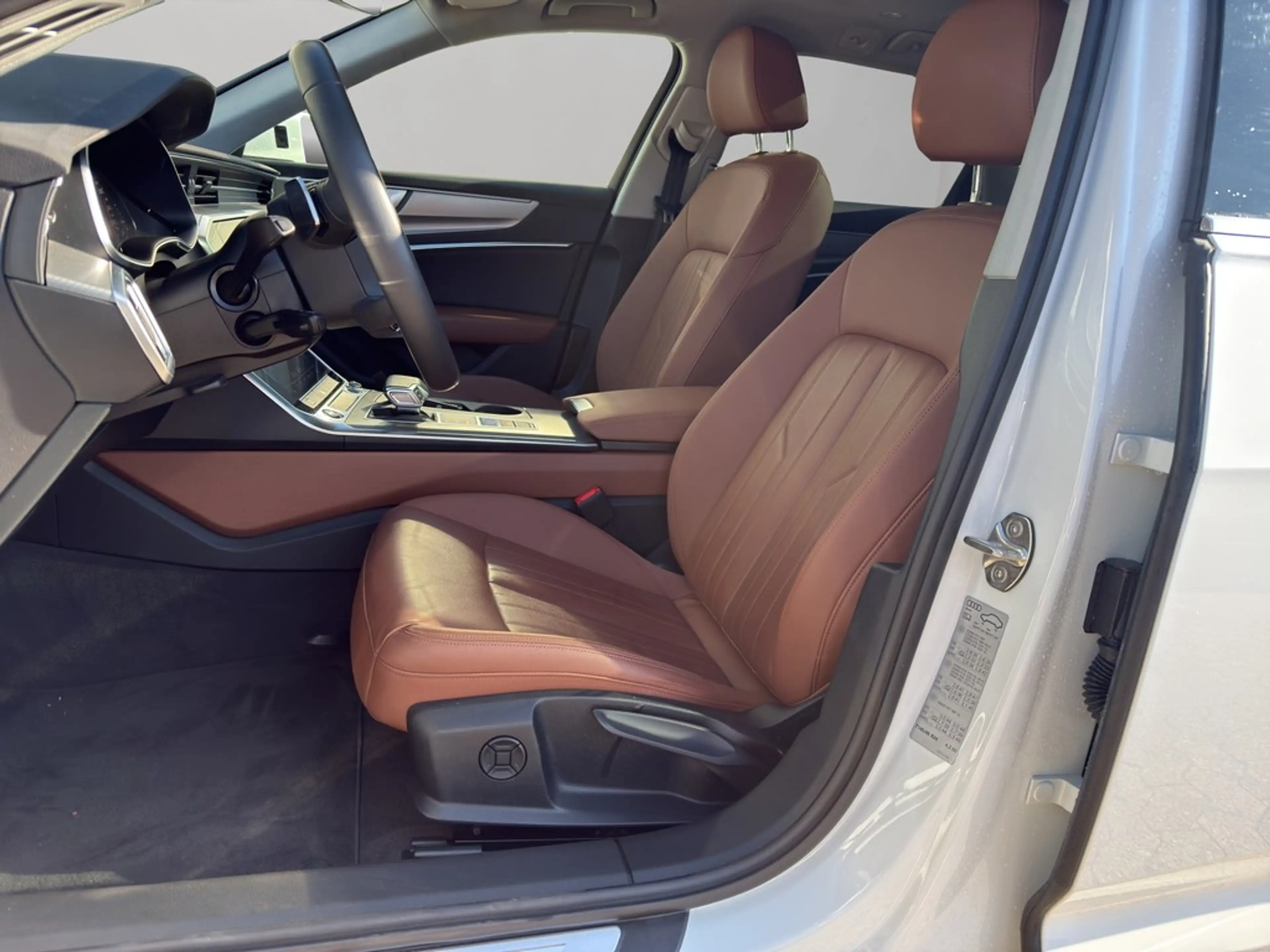Audi A6 Avant 50TDI Quattro Tiptr. S-Line AHK — photo 11