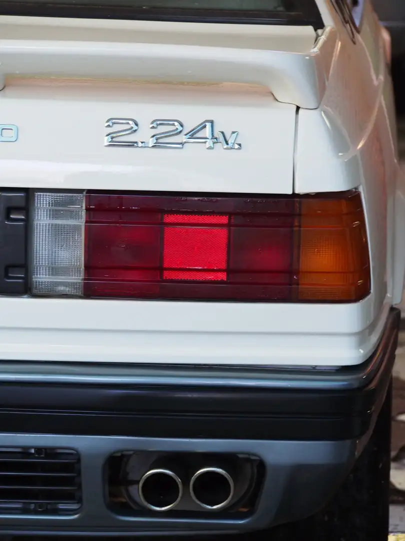 Maserati 224 iniezione   245 cv Bílá - 2