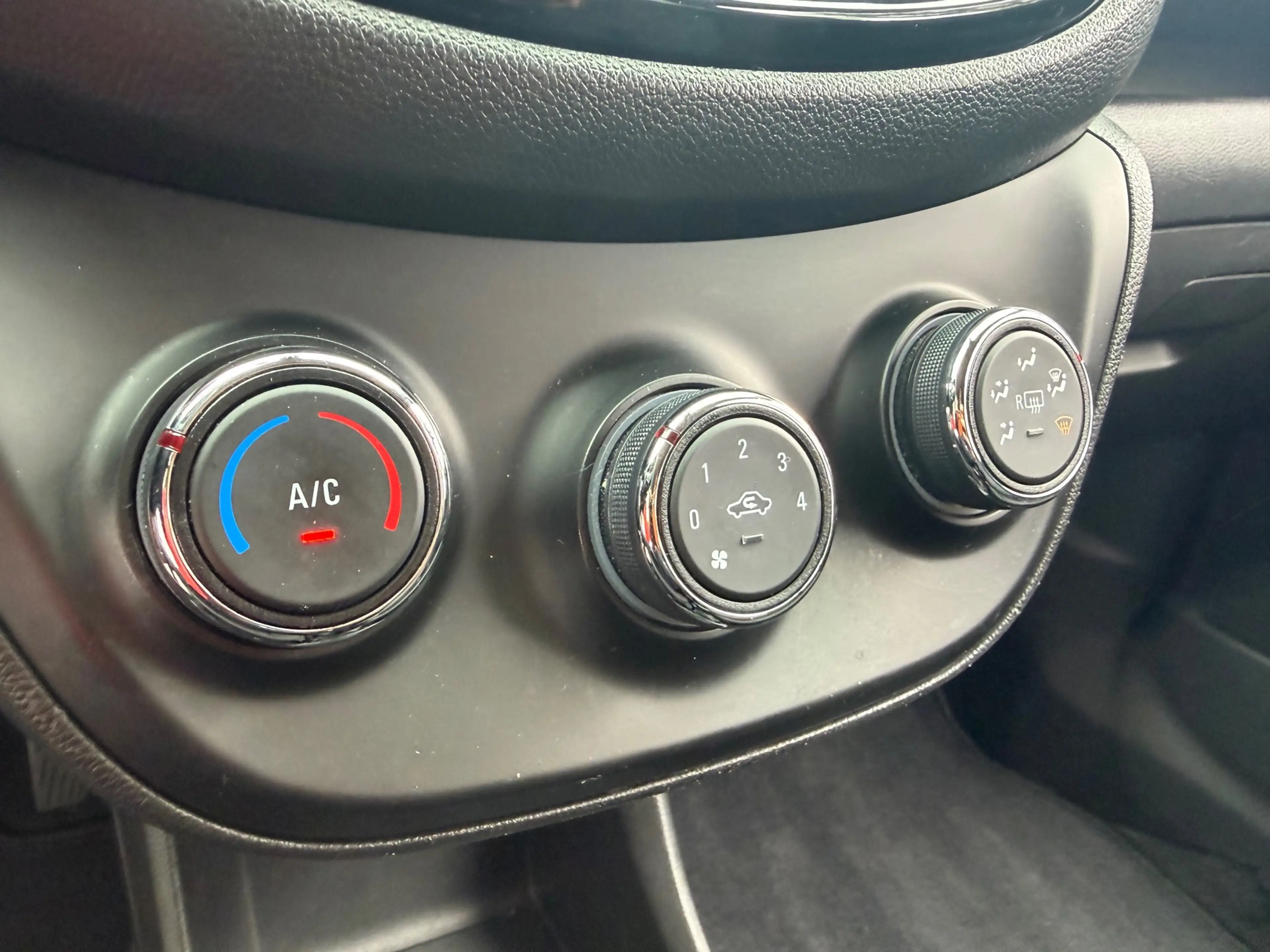 Opel Karl 1.0 Rocks Edition|Airco|Navi|Cruise|Carplay|Pdc|Lm — photo 27