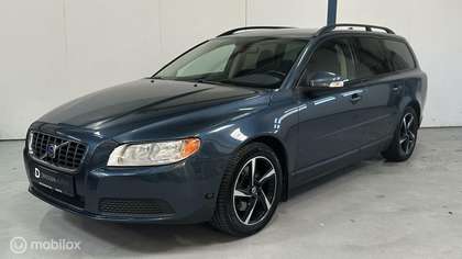 Volvo V70 2.5T Kinetic AUTOMAAT / YOUNGTIMER