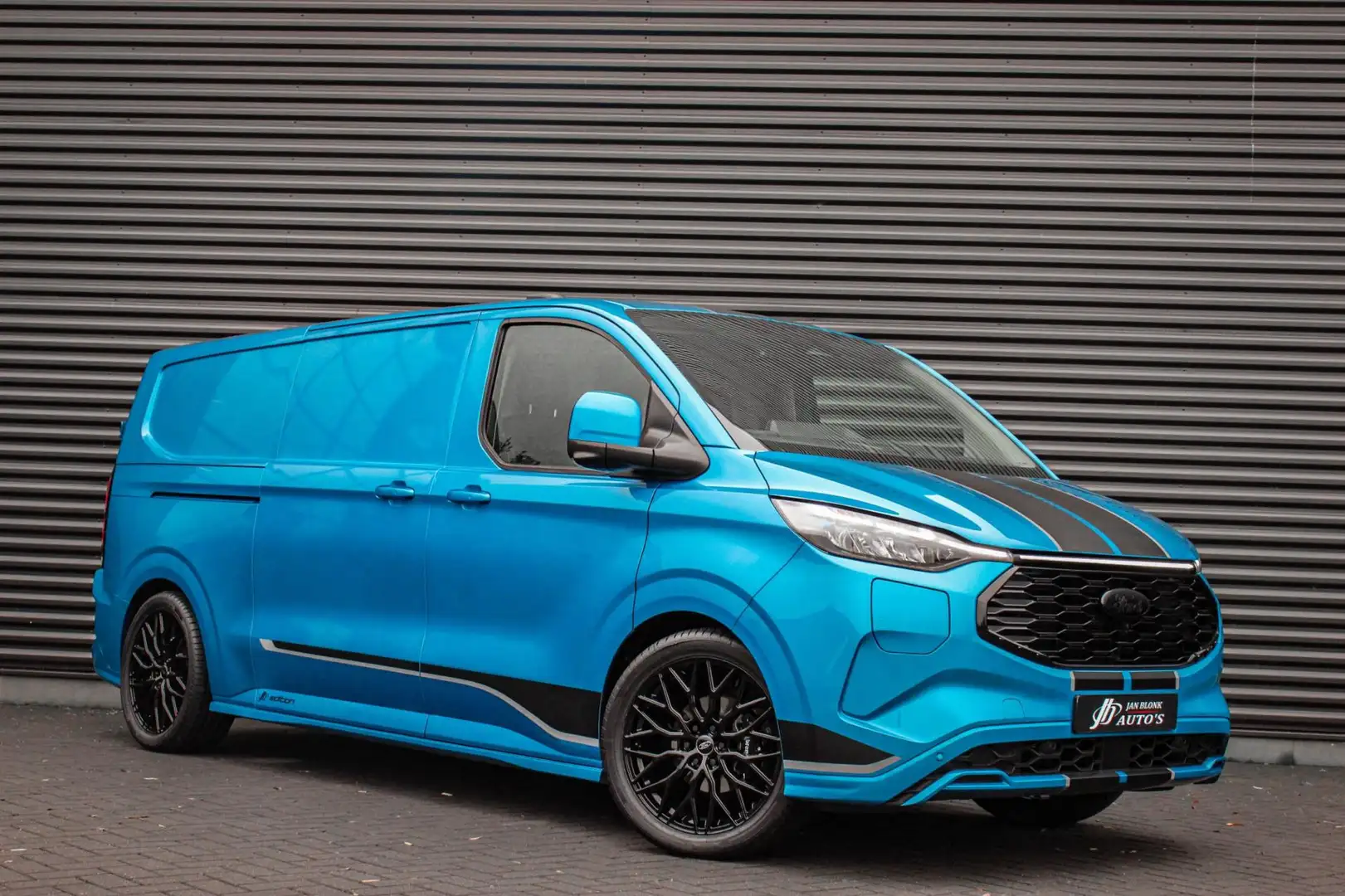 Ford E-Transit Cust. L2H1 Limited 65 kWh 218PK / JB-EDIITON / CAM Blauw - 2