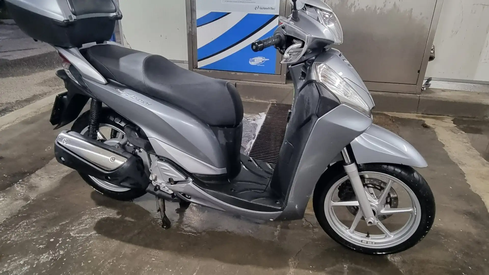 Honda SH 300 Argento - 1