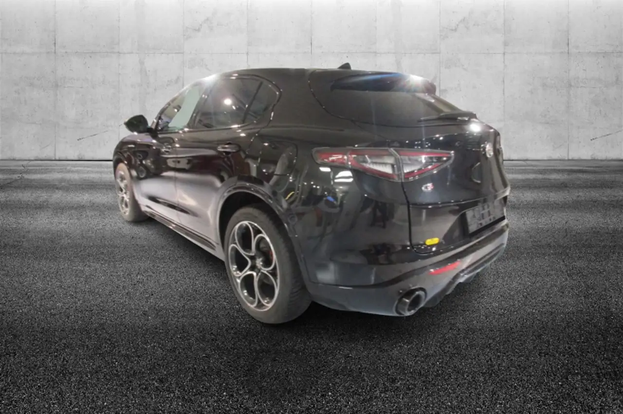 Alfa Romeo Stelvio 2024